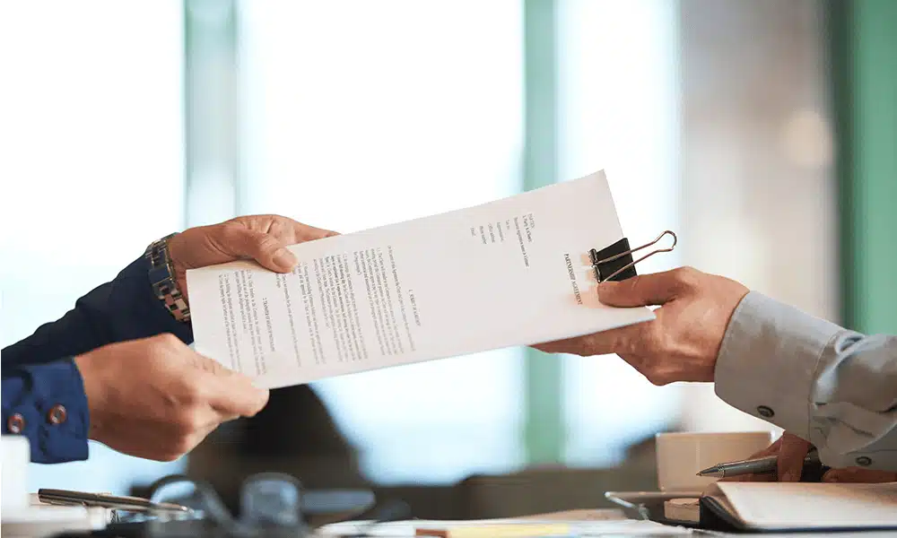 Ce qu’il faut vérifier avant de signer un contrat de travail en Tunisie