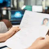 Comment adapter son CV à chaque offre d’emploi en Tunisie